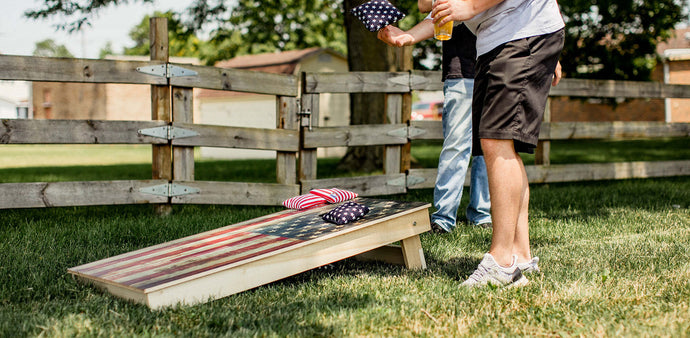 How to Choose the Right Vinyl for Your Cornhole Boards