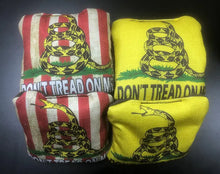Load image into Gallery viewer, &quot;Don&#39;t Tread On Me Backyard Cornhole Bags Set of 8 Ripper Graphics &quot;
